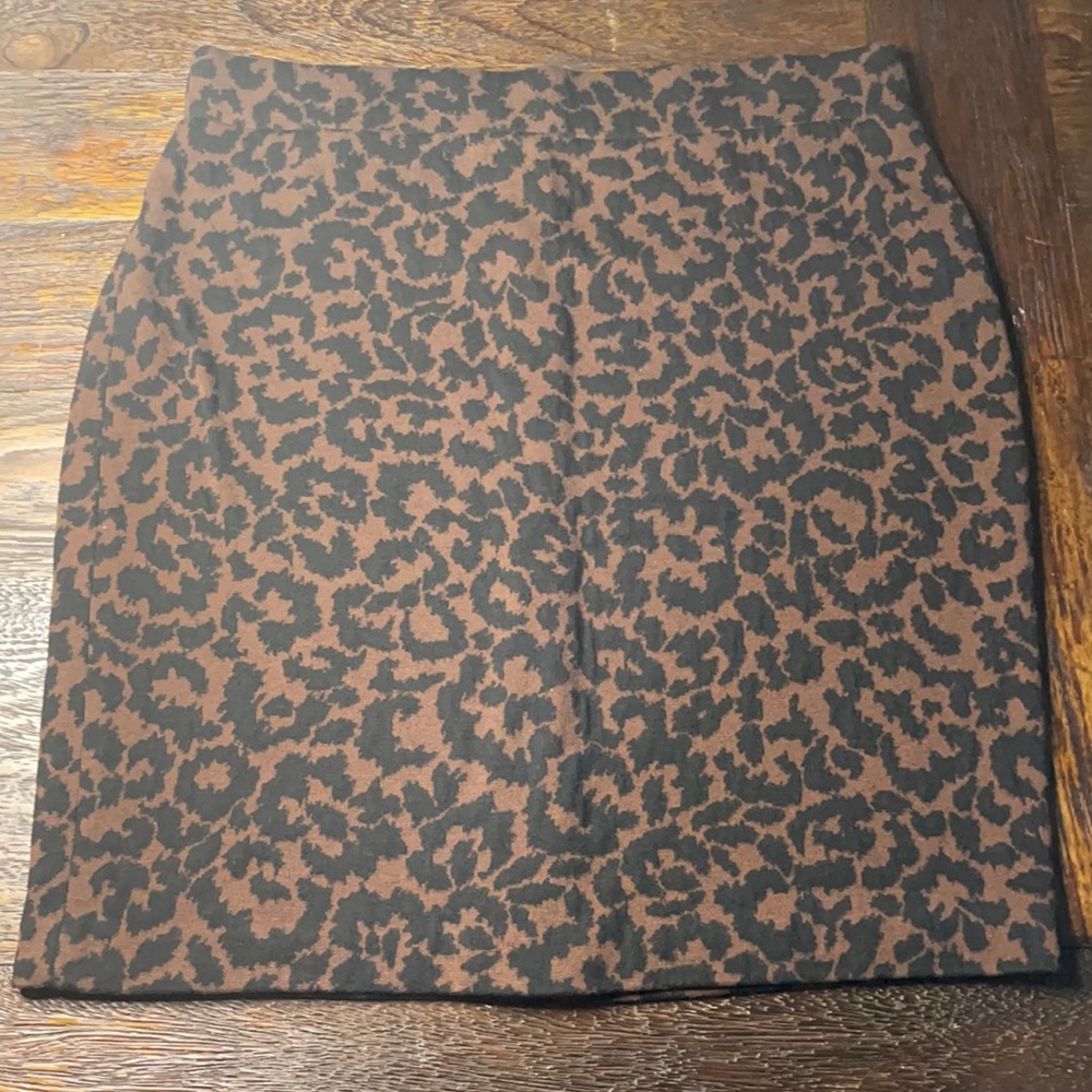 Women’s Animal Print Skirt (111)